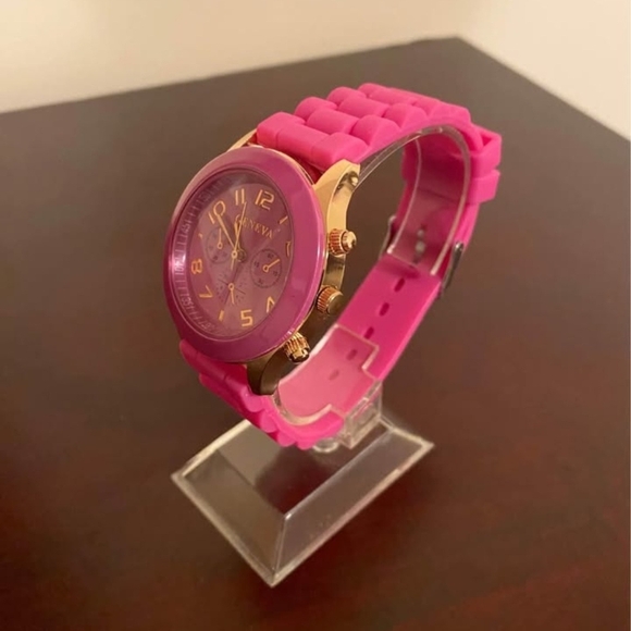 Geneva Pink Watch - Picture 2 of 4